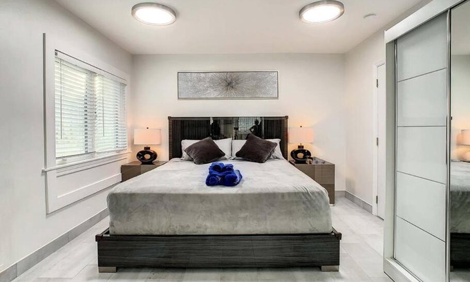Indian Rocks Beach Casa | Steps From the beach, renovated 1bd 1 bth