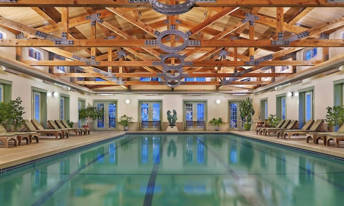 Manchester Hotel | Steps from the Fairway: Golf, Spa, Indoor Pool, and Comfort in Manchester