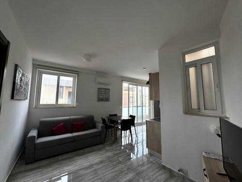 Kalkara Apartamento | Steps from Three Cities 2BR Apt
