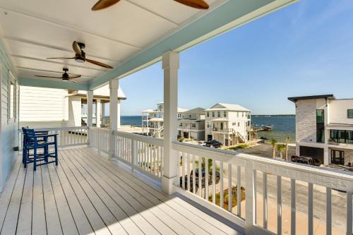 Navarre Beach Casa | Steps to Beach New Navarre Home with Ocean Views!