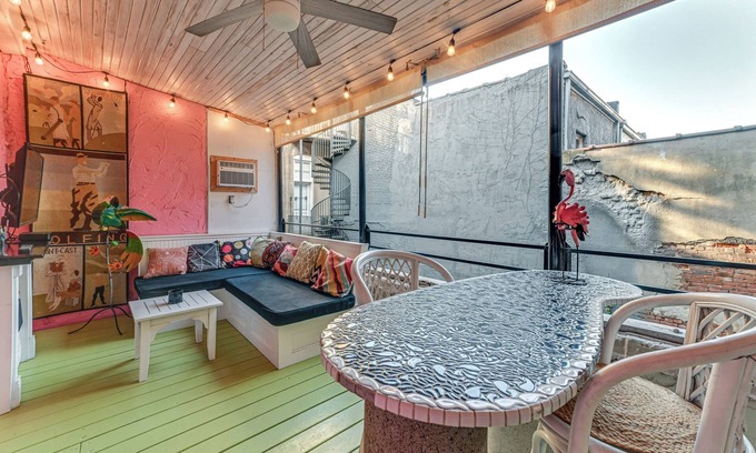 Paducah Condominio | Steps to Historic Riverfront: Chic Dtwn Condo!