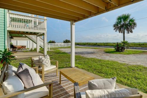 Flagler Beach Apartamento | Steps to Shore Studio with Patio in Flagler Beach