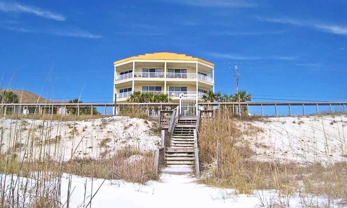 Avalon Beach Estates Condominio | El pompano | Vistas de la playa 3br \ 3ba | 2 suites King | Duerme 8 | Piscina