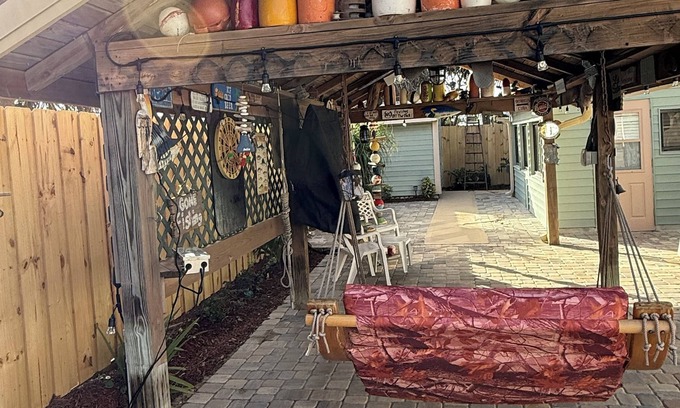 Ormond Shores Estates Casa | Steps to the beach & close to International speedway, Daytona & Flagler beach,