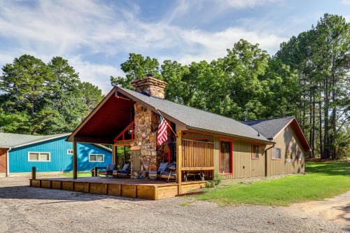 Lakeview Casa | Steps to White River Cabin Retreat with Dock Access