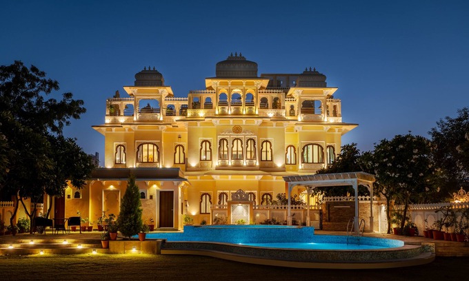 Shavri Colony Hotel | Jaisinghgarh by UBS Hotels & Motels Pvt. Ltd.