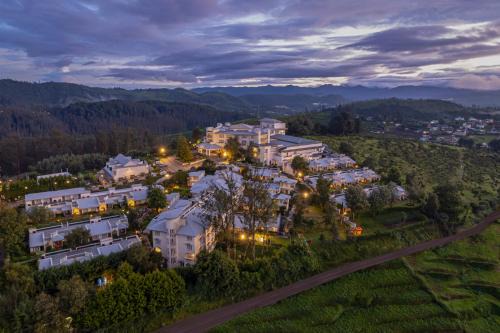 Fern Hill Complejo | Sterling Ooty Fern Hill