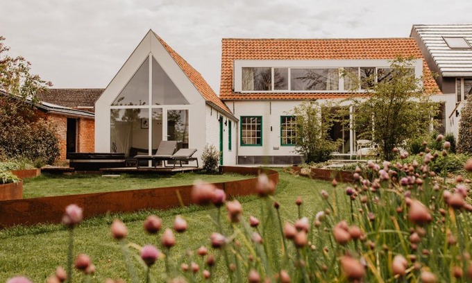 Waterland-Oudeman Cama Y Desayuno | Stil 1827
