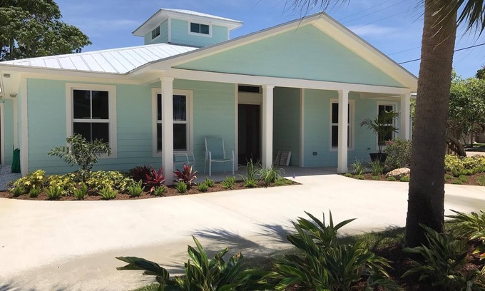 Lake Worth Casa | Casa de vacaciones MUY NUEVA, terminada en julio de 2017 !!