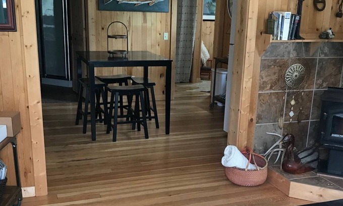 Nye Cabina | Stillwater River Retreat - Marco sereno privado!