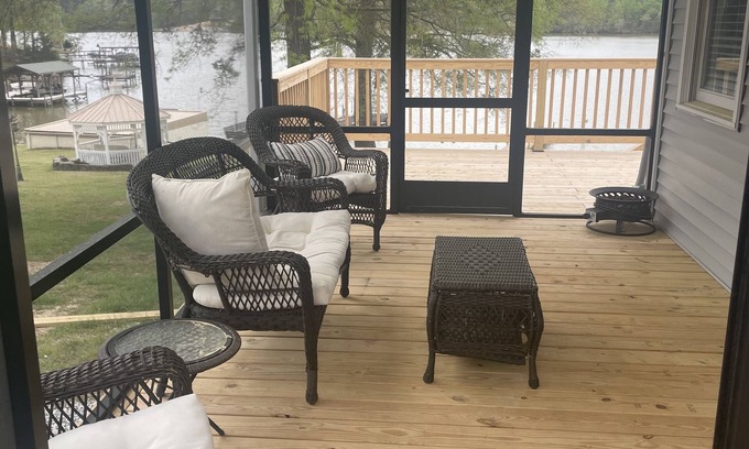 Waterloo Casa | Stillwater