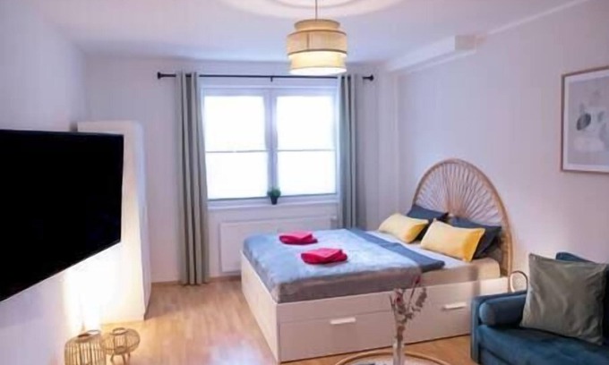 Suedviertel Apartamento | Stilvolles Appartement Zwischen Messe und HBF