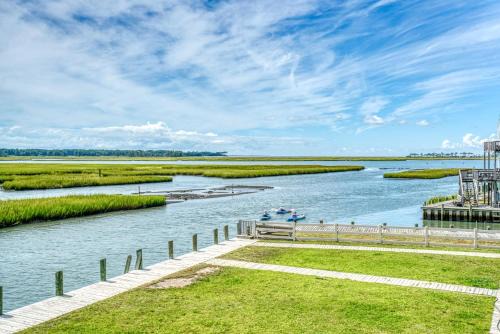 Chincoteague Casa | Stingray - Waterfront & waterside balcony!