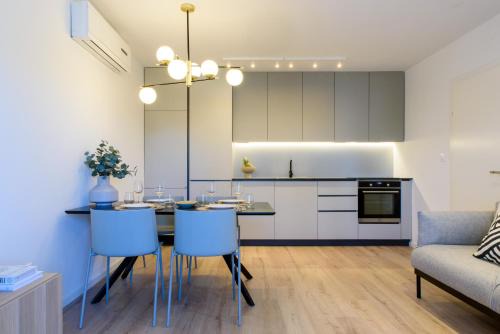 Kastel Stari Apartamento | Stiva Apartment - new apartment with free parking, 150m from the beach