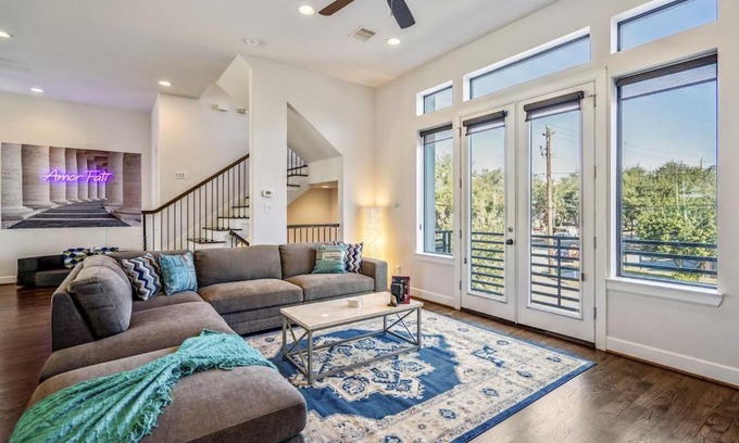 East Downtown Houston Apartamento | Stoic Sanctuary @ East Downtown