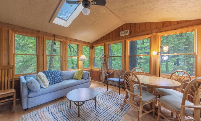 Covert Casa | Stolen Day - located in the desirable rustic gated resort community - Pet Friendly!