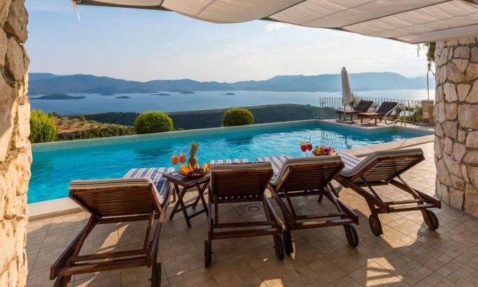 Slivno Casa | Stolovi by Interhome