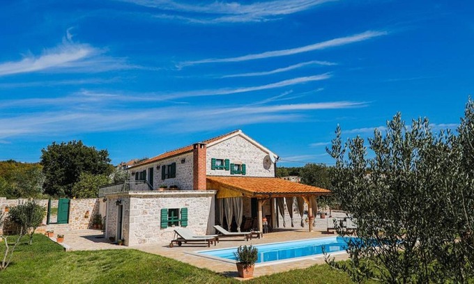 Slivnica Villa | Stone Beauty Pool Villa Jerolim, Posedarje, Croatia