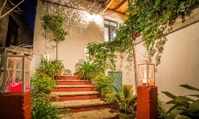 Gjirokaster Hostal | Stone City Hostel
