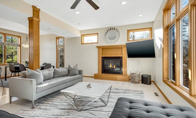 Chanhassen Casa | ★ STONE CREEK ★ CASA MODERNA DE LUJO ★ SUBURBIOS DE MINNEAPOLIS ★ CIUDADES GEMELAS ★ LAGOS ★