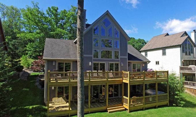 Thayerville Casa | Stone Crest