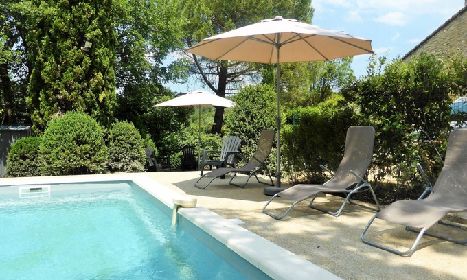 Entrechaux Casa | mas de piedra y piscina privada hasta 10 personas