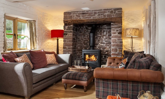 Leominster Cabaña | Stone House - a charming cottage that sleeps 6 guests