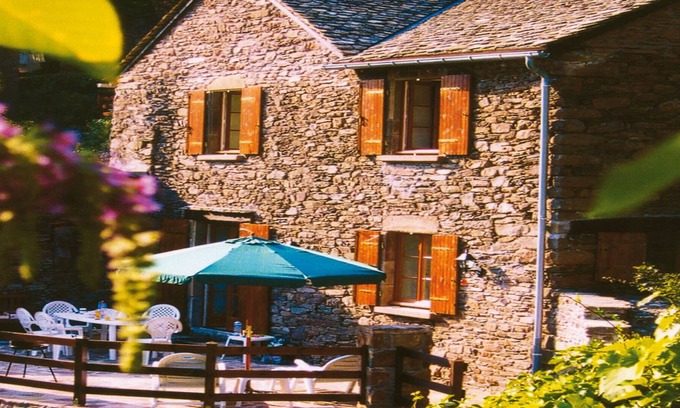 Brousse-le-Chateau Casa | Promoción: del 20 al 27 de julio y del 24 de agosto.