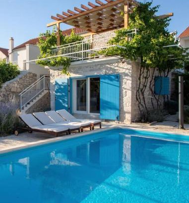 Velim Casa | Stone House Kula Milica