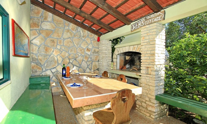 Vela Luka Cabaña | Stone House Oreb's Cottage - Two Bedroom Stone House with Terrace and Garden View