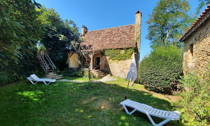 Marnac Casa | Stone house overlooking the Dordogne river