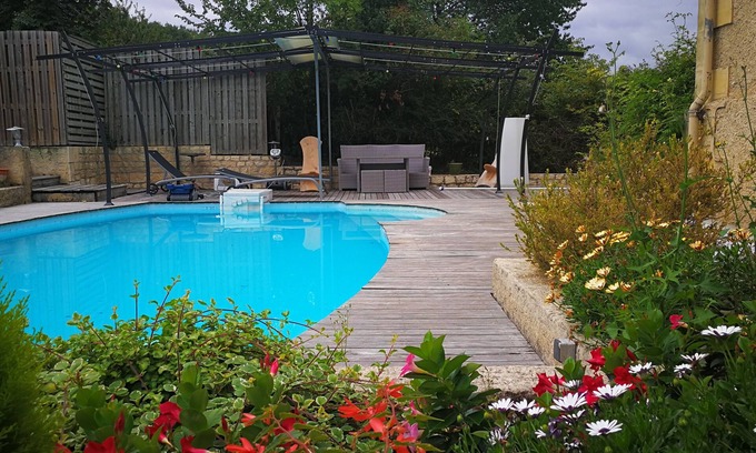Pomport Casa | Stone house, swimming pool, garden, terrace and arbour. terraces.