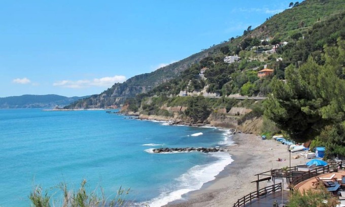 Garlenda Apartamento | Stone House View by Interhome