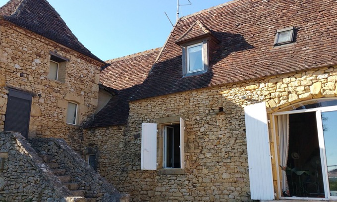 Coux-et-Bigaroque-Mouzens Casa | STONE HOUSE WITH OPEN VIEW AND SWIMMING POOL