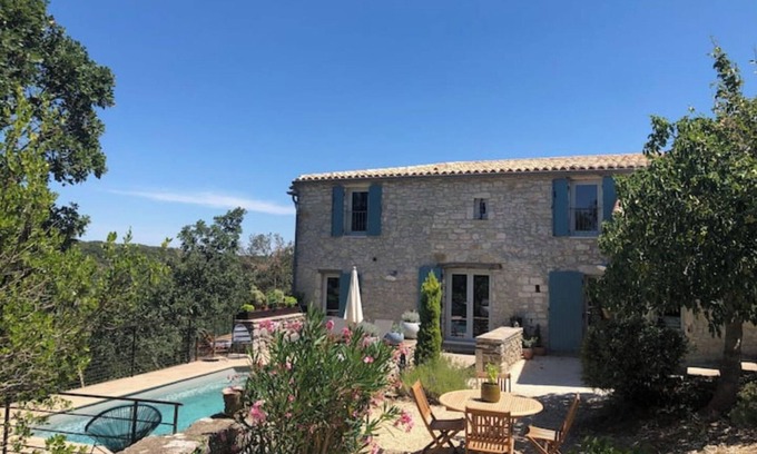Lussan Cabaña | Stone house with private pool overlooking the valley