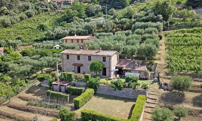 Ripa-Pozzi-Ponterosso Villa | Villa en Seravezza con 3 habitaciones, capacidad 5