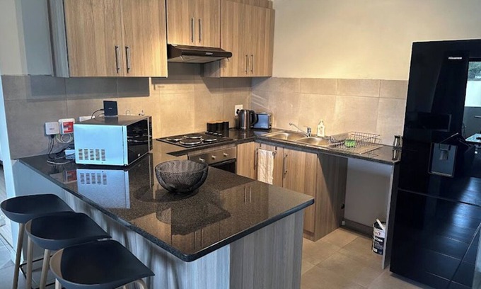 Kraaifontein Apartamento | Stone Ridge Haven: Spacious 2-Bedroom Apartment for All Stays!