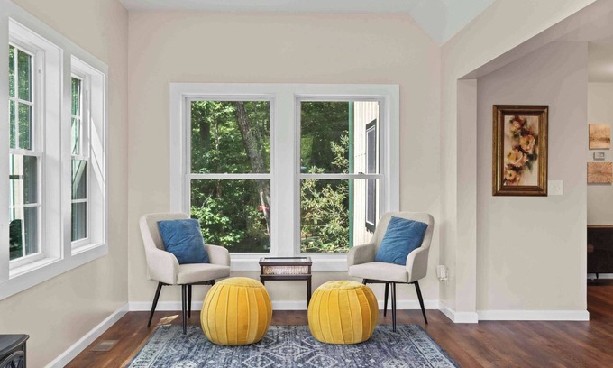 Highlands Hills Casa | Stone's Throw by Mirror Lake