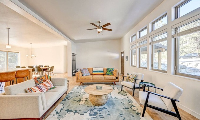 Nathrop Apartamento | Stone`s Throw Retreat