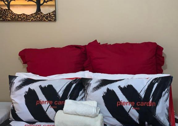 Newlands East Casa | Stonebass Lodge