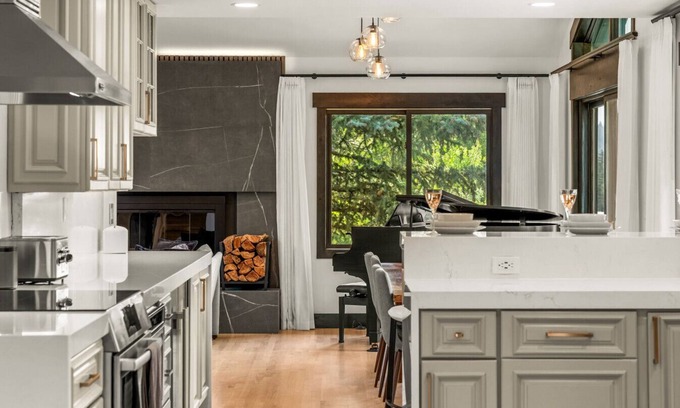 Eagle-Vail Apartamento | Stonecreek Summit | 6BR LUXE Retreat W/Hot Tub