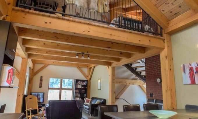 Stoneham-et-Tewkesbury Chalet De Esquí | Stoneham-et-tewkesbury - Location 6 Semaines Pour 6,000$
