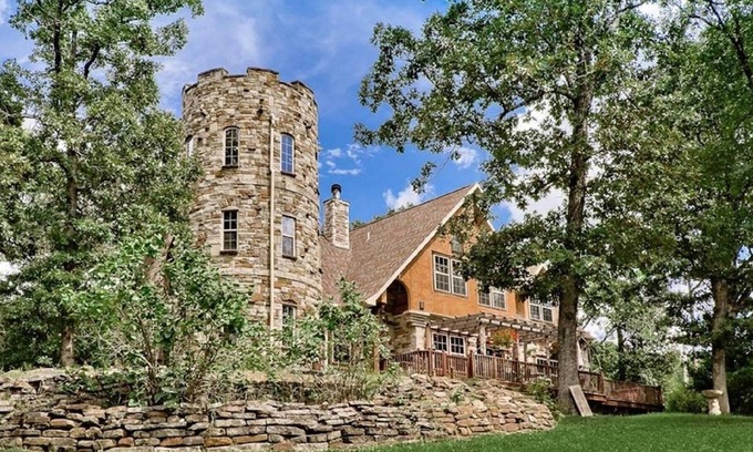 Eureka Springs Otro | Castillo de Stonehaven: ¡un hallazgo raro!