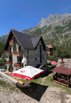 Kukes County Casa | Stonehouse villa