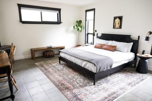 Boonville Casa | Stoney Bottom