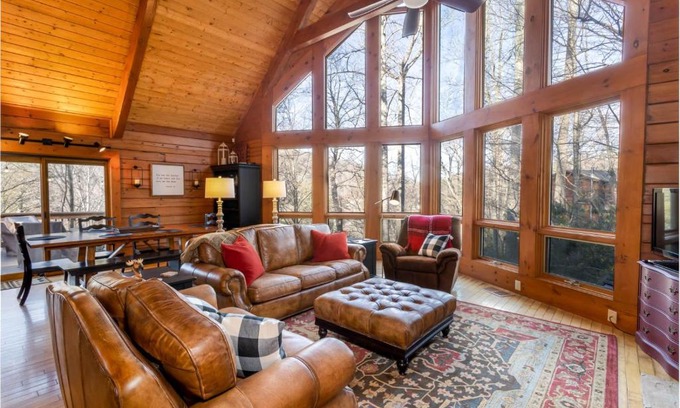 Boone Casa | Stoney Brook Cabin