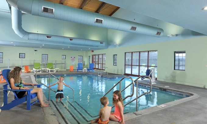 Independence Hotel | Stoney Creek Kansas City, Expanded 2 Queen with Sofa Sleeper | 3 Units