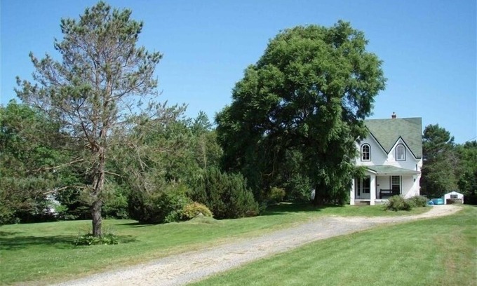 Chester Casa | Stoneybrook House - Propiedad histórica en 1. 7 acres de tierra