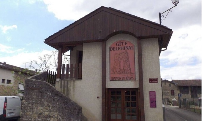 Beauvoir-en-Royans Casa | Stopover gîte for groups of 8 people - sportsmen, hikers, families