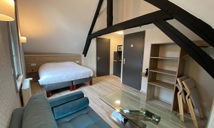 Chaumont-en-Vexin Casa | Stopover in the city center of Chaumont-en-Vexin